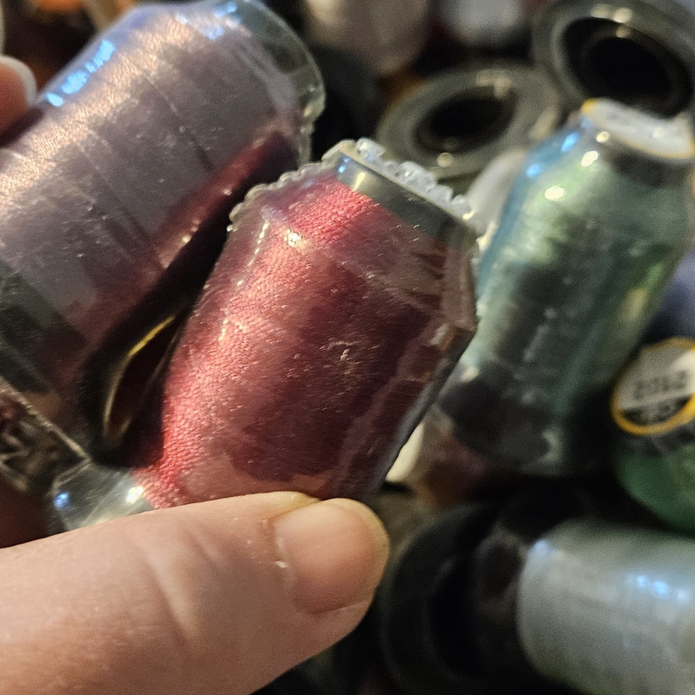 Assorted Iridescent Sewing/ EmbroideryThread Spools - Multi Color - Picture 3 of 4